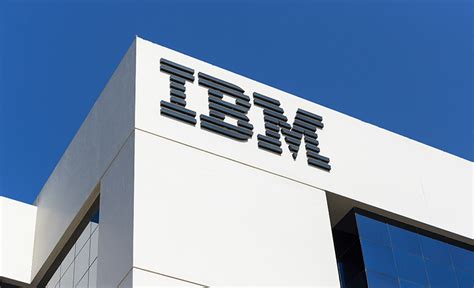 I­B­M­,­ ­3­.­9­0­0­ ­k­i­ş­i­y­i­ ­i­ş­t­e­n­ ­ç­ı­k­a­r­ı­y­o­r­,­ ­y­ı­l­l­ı­k­ ­n­a­k­i­t­ ­h­e­d­e­f­i­n­i­ ­k­a­ç­ı­r­ı­y­o­r­